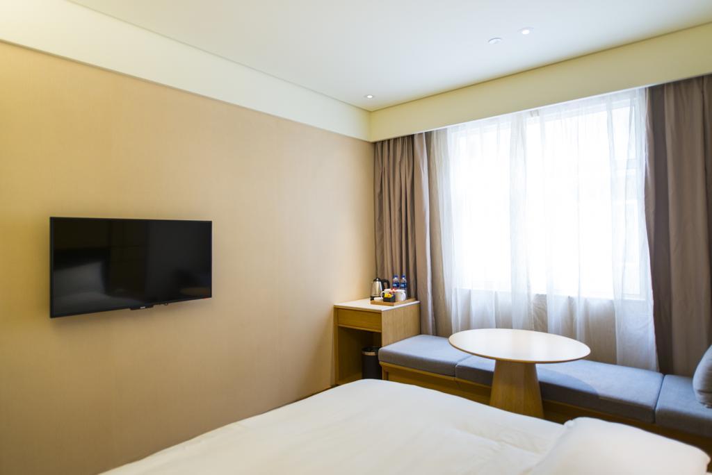 Ji Hotel Shanghai Hongqiao Wuzhong Road Exterior photo